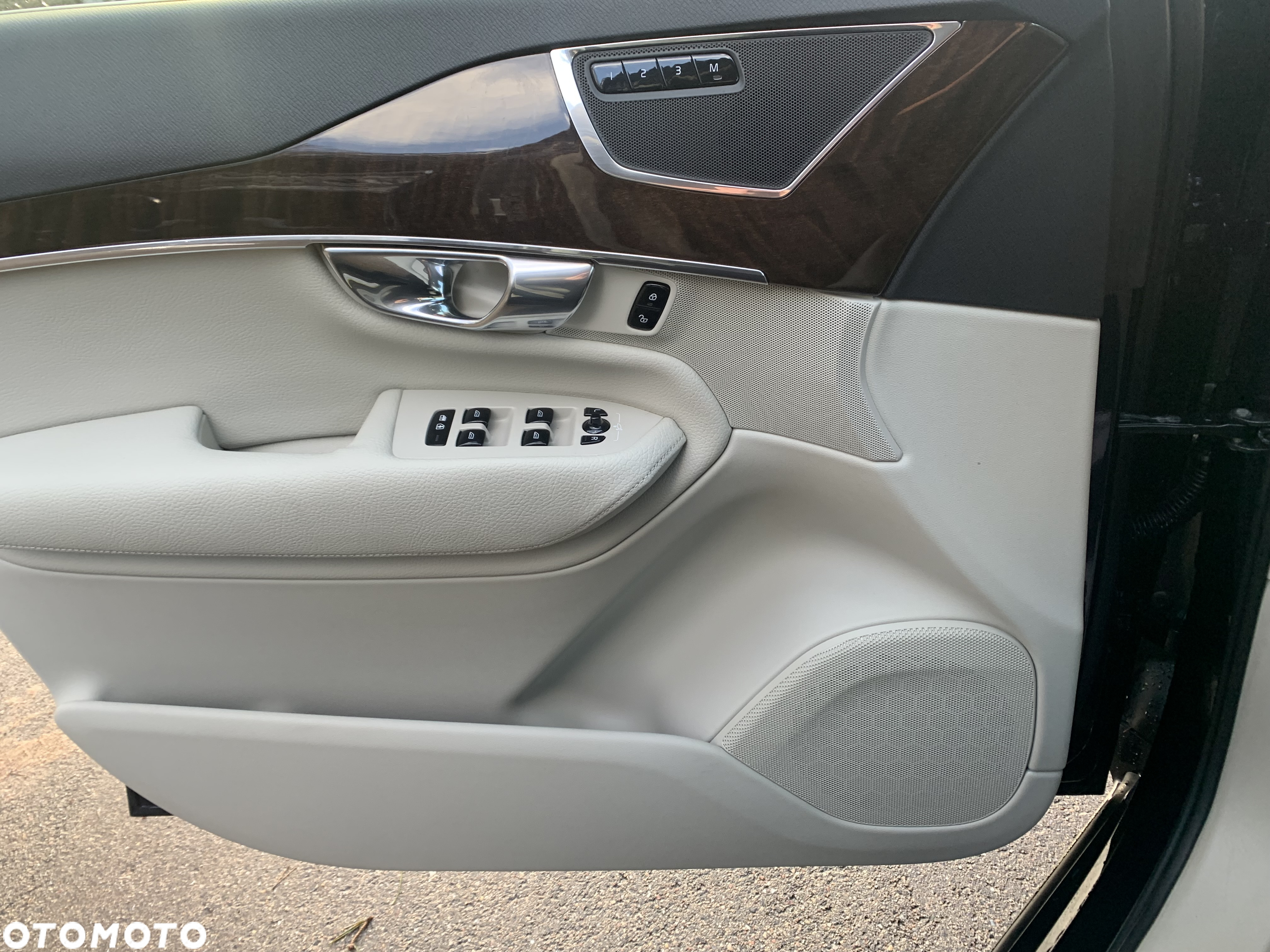 Volvo XC 90 T6 AWD Geartronic Momentum - 39