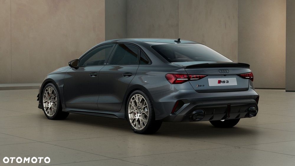 Audi RS3 Limousine - 2