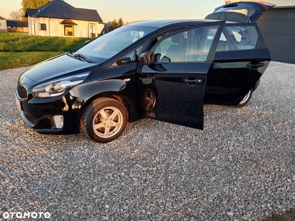 Kia Carens 1.6 GDI Edition 7 - 24