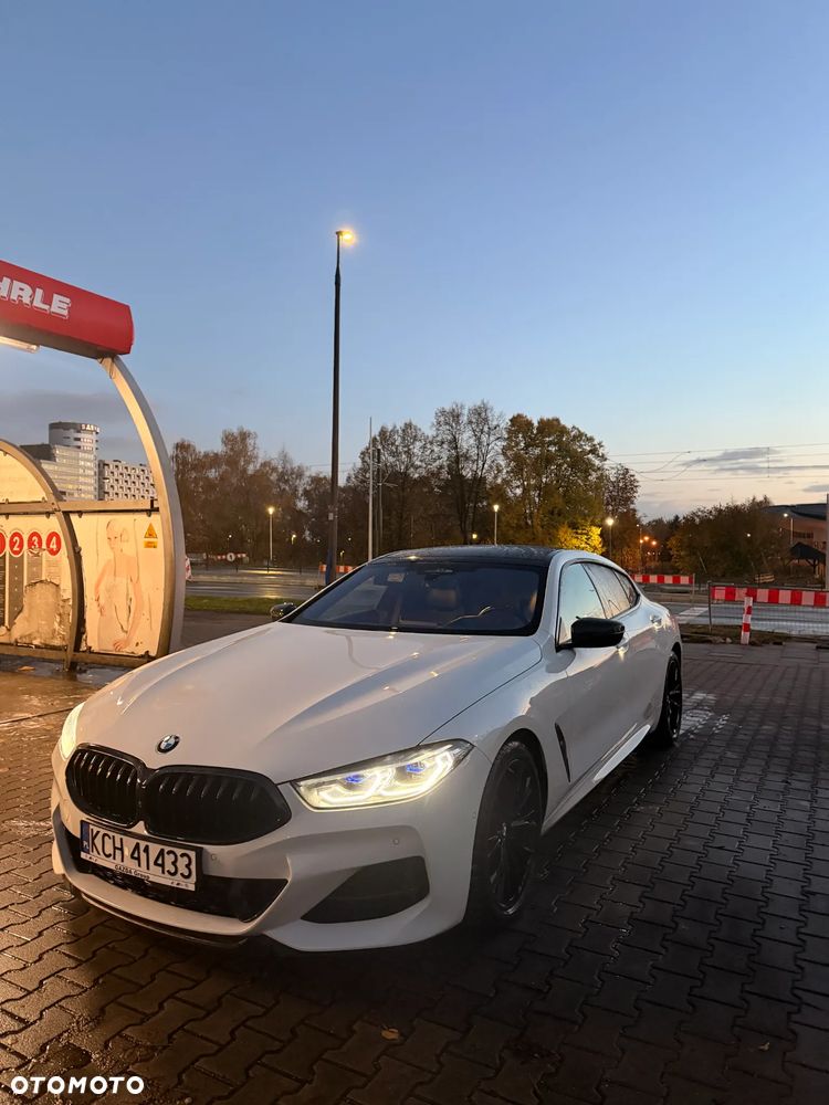 BMW Seria 8 M850i xDrive - 2