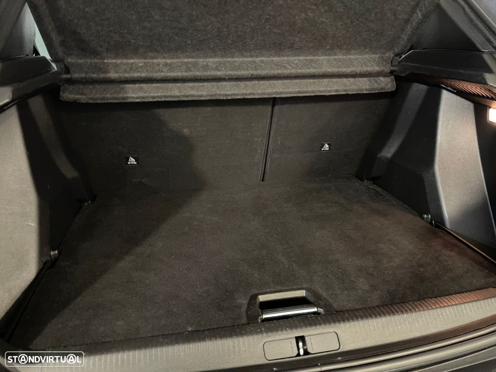 Peugeot 2008 1.5 BlueHDi Allure - 32