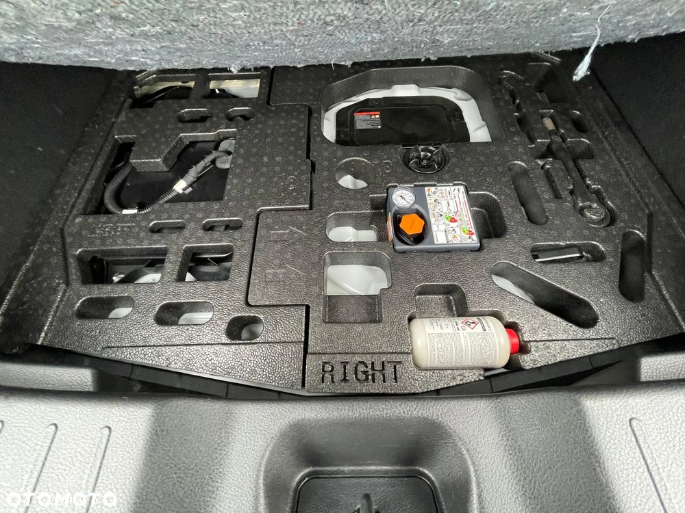 Nissan Juke 1.6 4AMT N-Design - 27