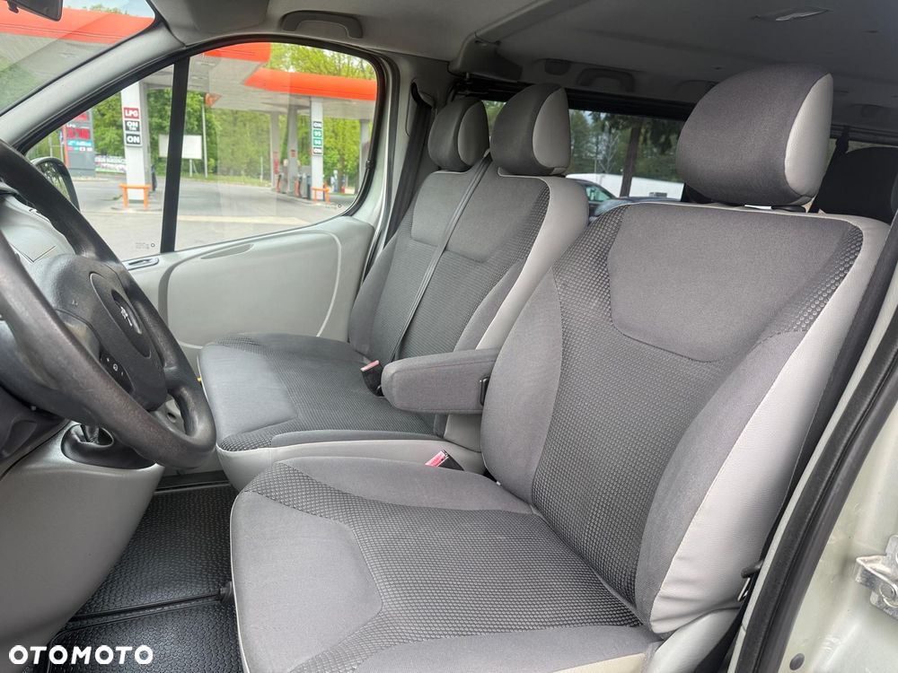 Opel Vivaro L2H1 2.9t Edition - 12