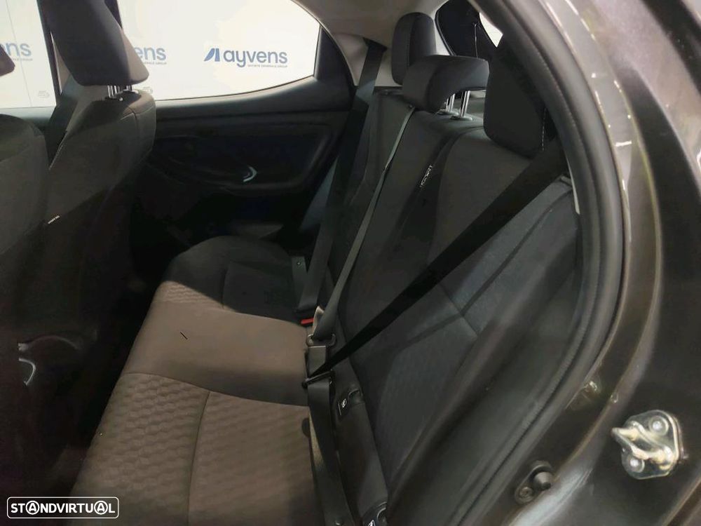 Toyota Yaris 1.0 VVT-i Comfort Plus - 9