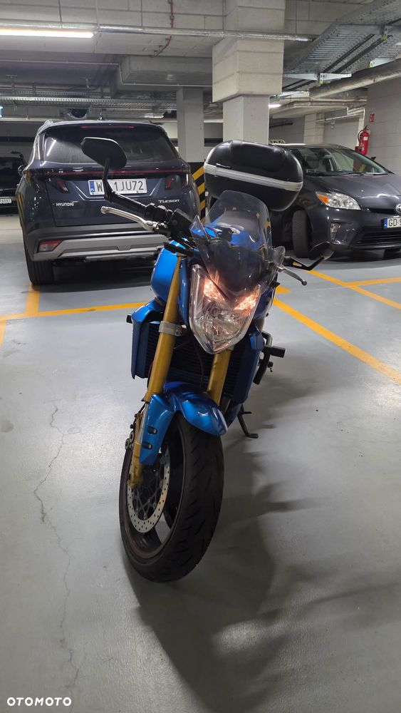 Yamaha FZ - 2