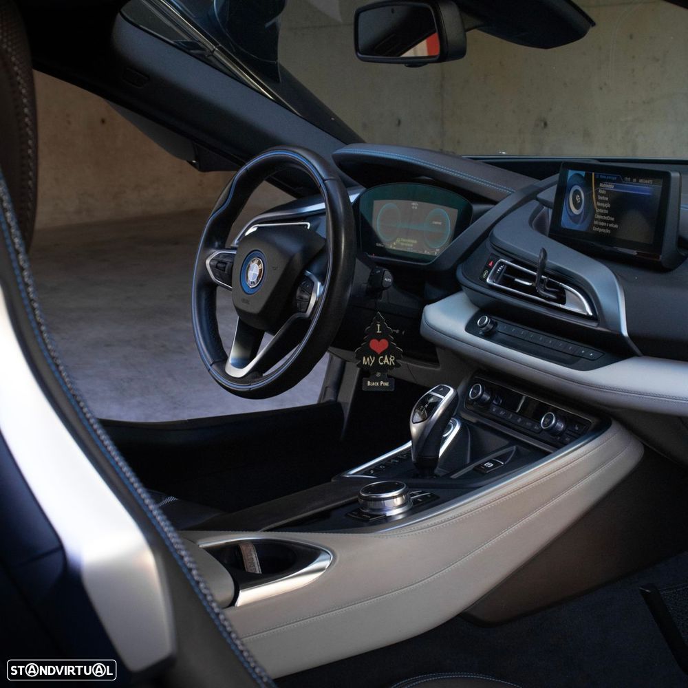 BMW i8 Standard - 23