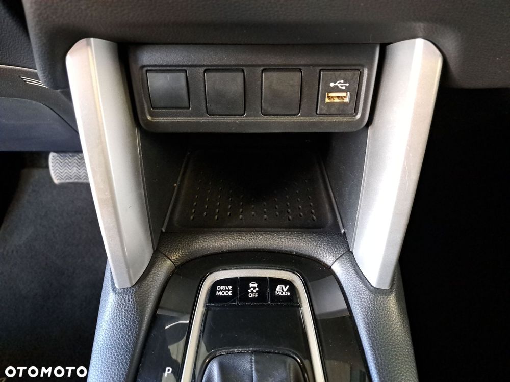 Toyota Corolla Cross - 27