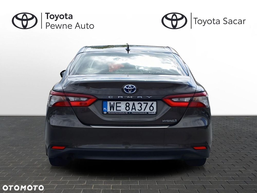 Toyota Camry 2.5 Hybrid Comfort CVT - 4