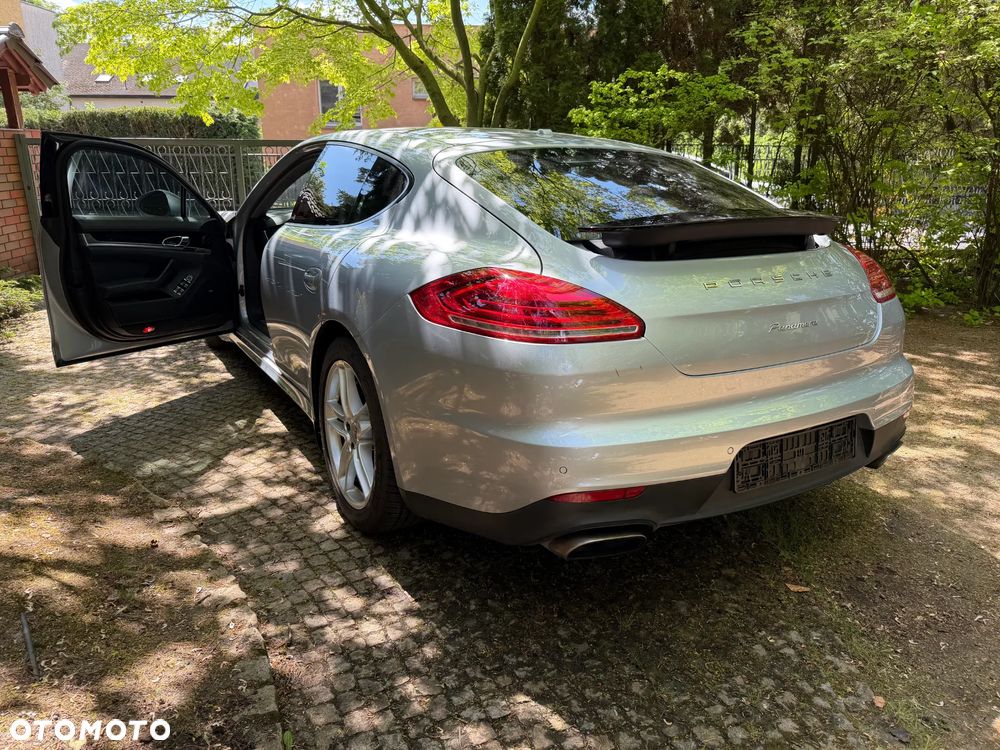 Porsche Panamera PDK - 8