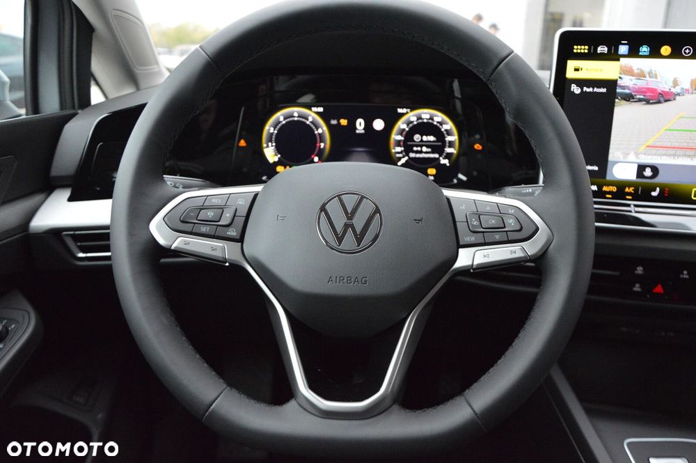 Volkswagen Golf Variant - 12