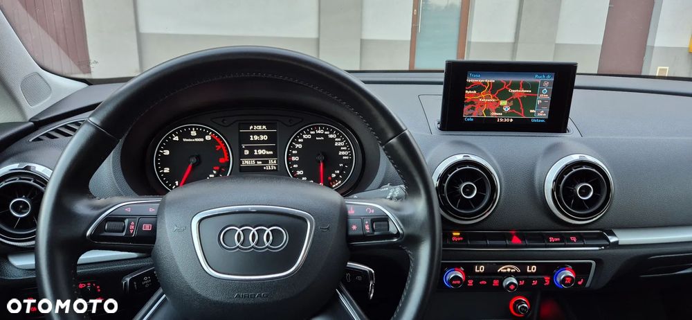 Audi A3 Sportback 1.2 TFSI Attraction - 15