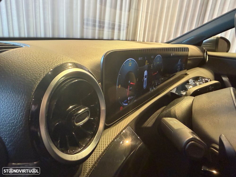 Mercedes-Benz A 180 d 7G-DCT Progressive - 33
