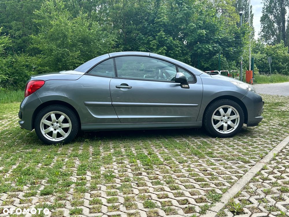 Peugeot 207 CC 1.6 Sport - 8