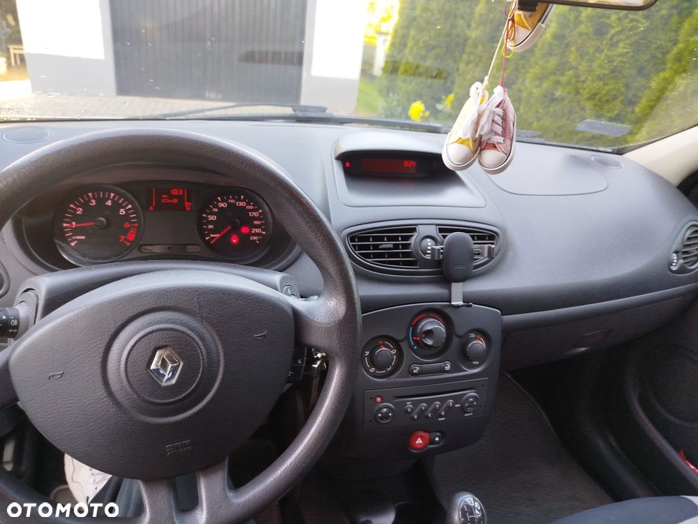 Renault 4 - 6