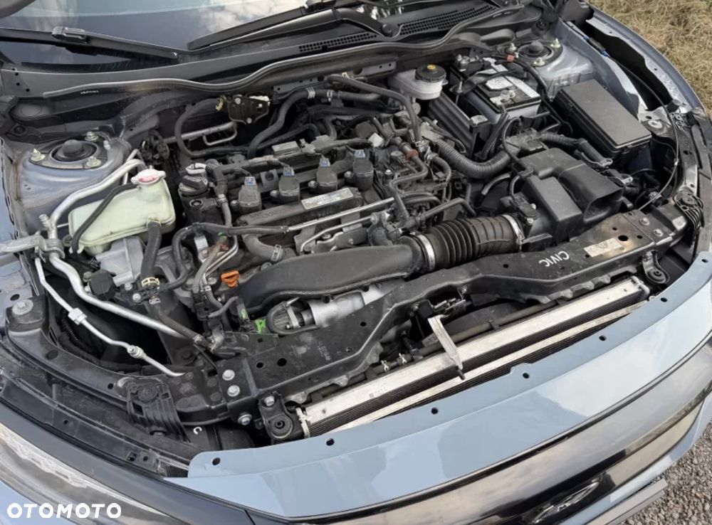 Honda Civic 1.5 i-VTEC Turbo CVT Sport - 16