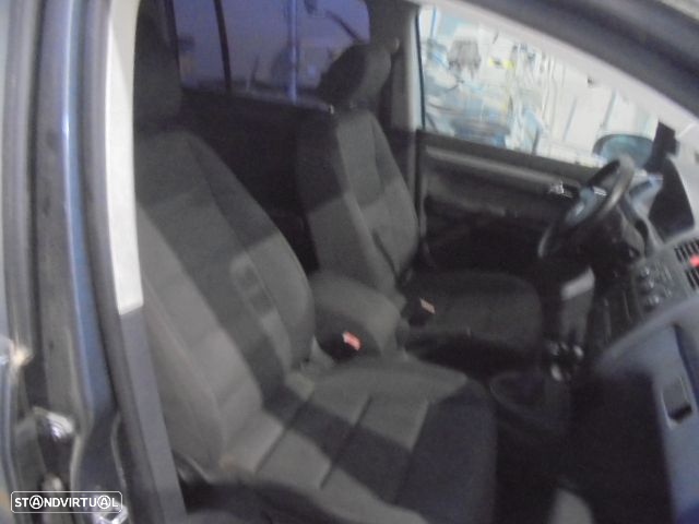Carro MOT: AZV CXVEL: JLT GNE VW TOURAN 2004 2.0TDI 136CV 5P CINZA DIESEL - 6