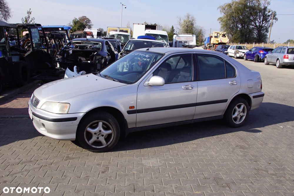 Auto na części - Honda Civic VI 1.4 16V 90 KM D14Z4 NH614M 1999R Silnik Skrzynia Drzwi Maska Klapa Zderzak Błotnik Lampa Szyba Lusterko Deska Kokpit Sterownik Moduł Czujnik Licznik Kierownica Panel - 8