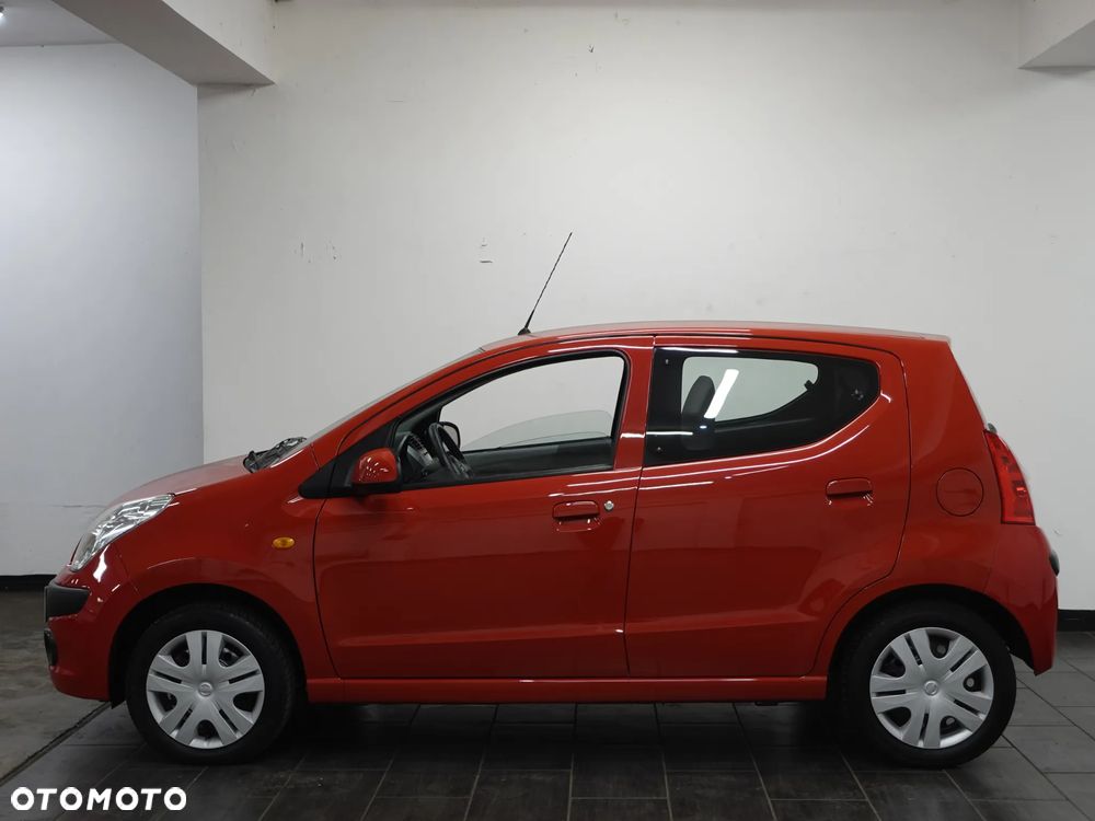 Nissan Pixo - 4