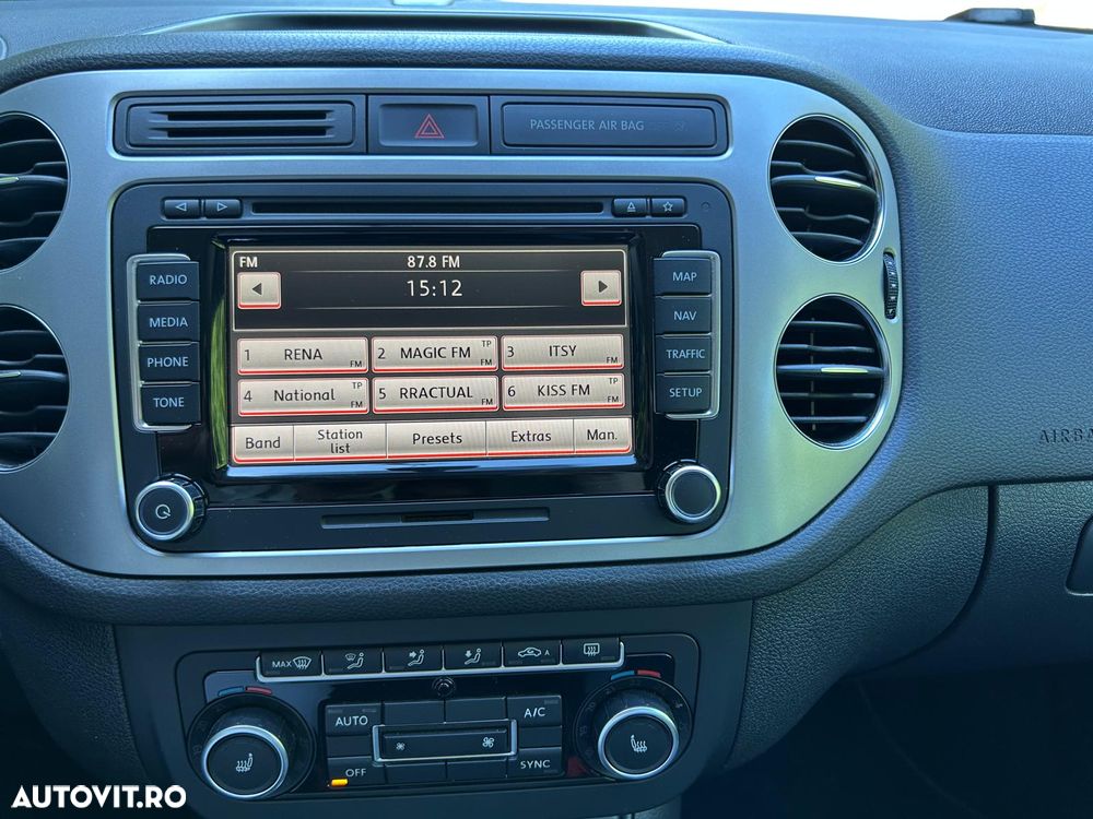 Volkswagen Tiguan 2.0 TDI DPF 4Motion BlueMotion Technology DSG Life - 17