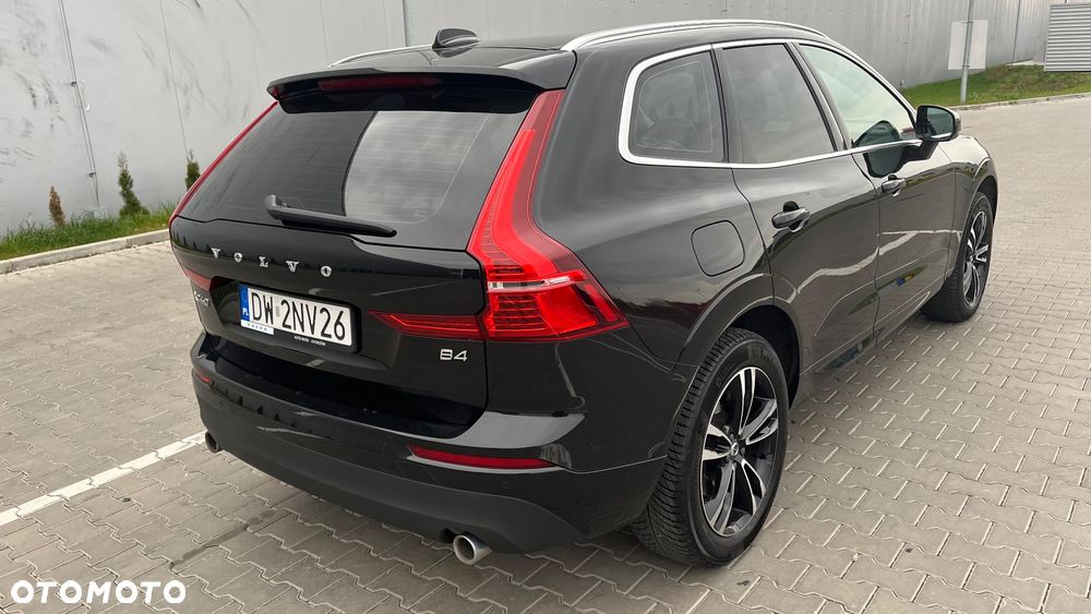 Volvo XC 60 B4 B Momentum Pro - 7