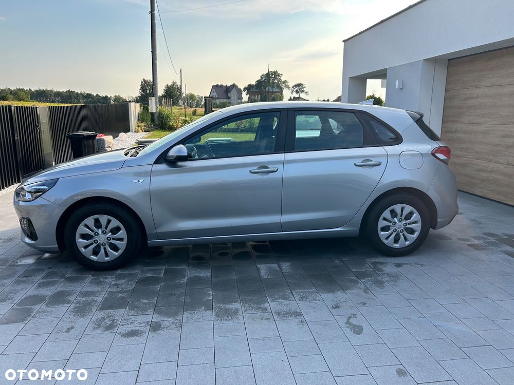 Hyundai i30 1.5 DPI Classic + - 4