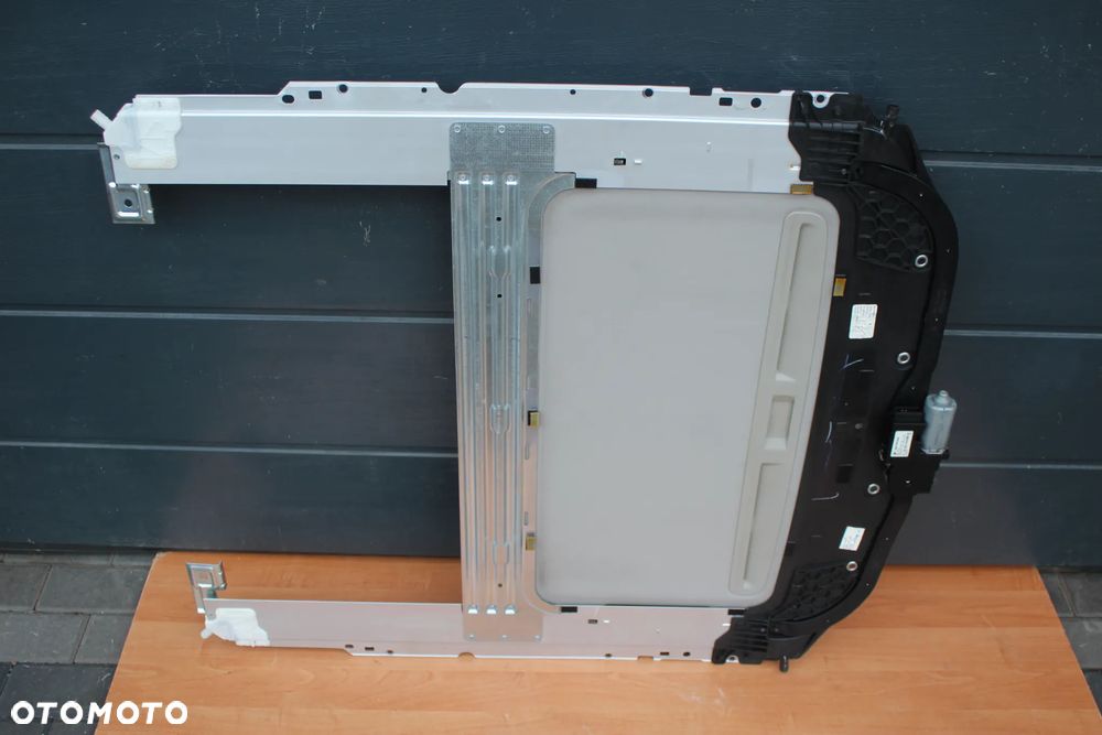 SZYBERDACH ELEKTRYCZNY SILNICZEK OPEL ASTRA J KOMBI - 8