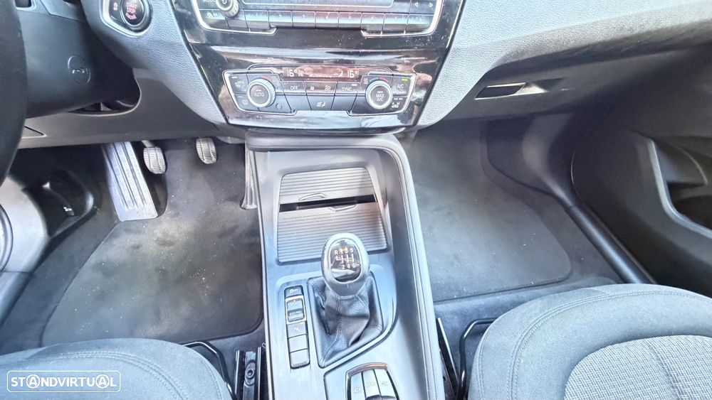BMW X1 16 d sDrive Line Sport - 14