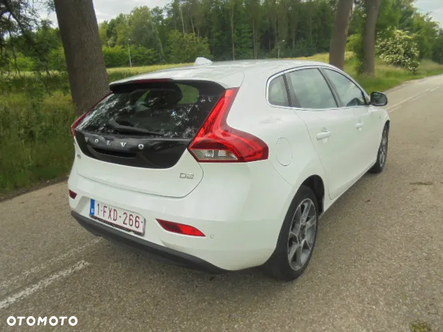 Volvo V40 D2 Drive-E Ocean Race - 3