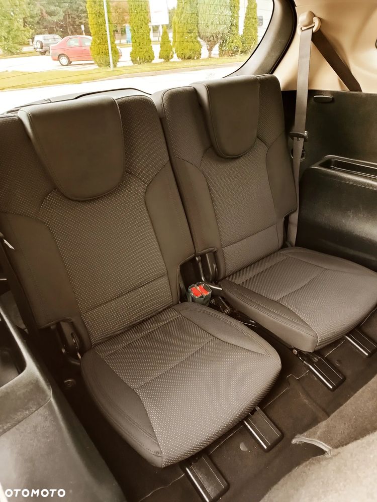 Kia Carens 1.6 GDI L 7os EU6 - 23