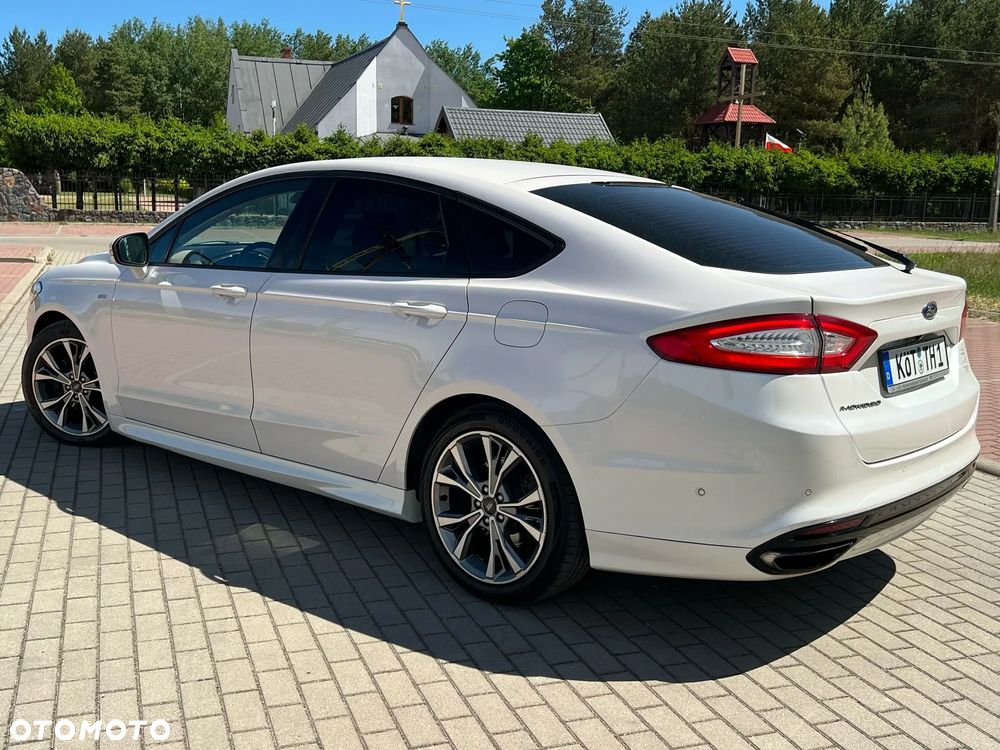Ford Mondeo 2.0 EcoBoost STart-Stopp Autom ST-Line - 3