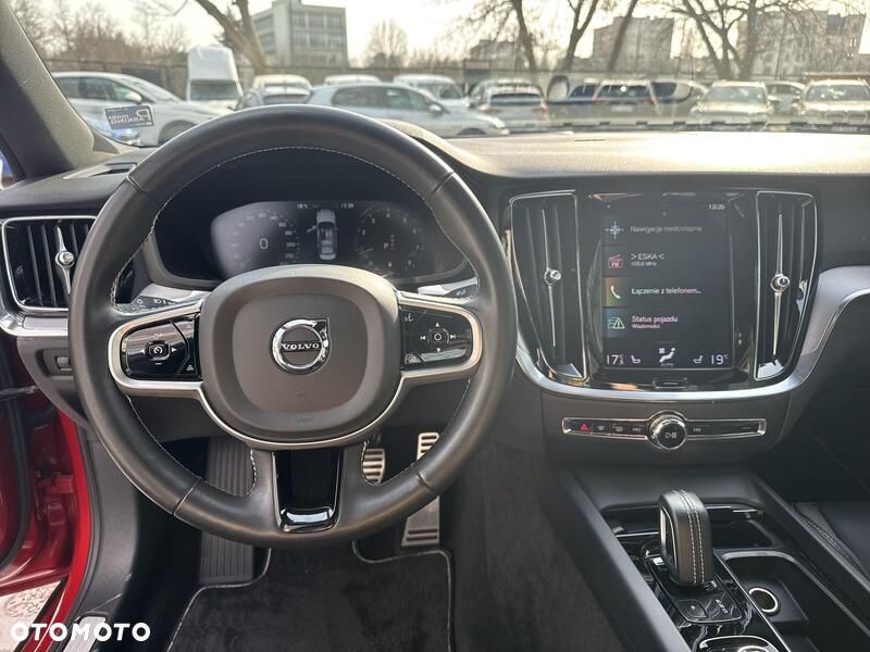 Volvo S60 B4 B R-Design - 10