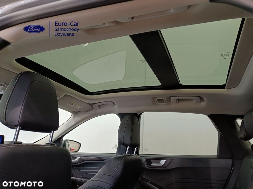 Ford Kuga - 36