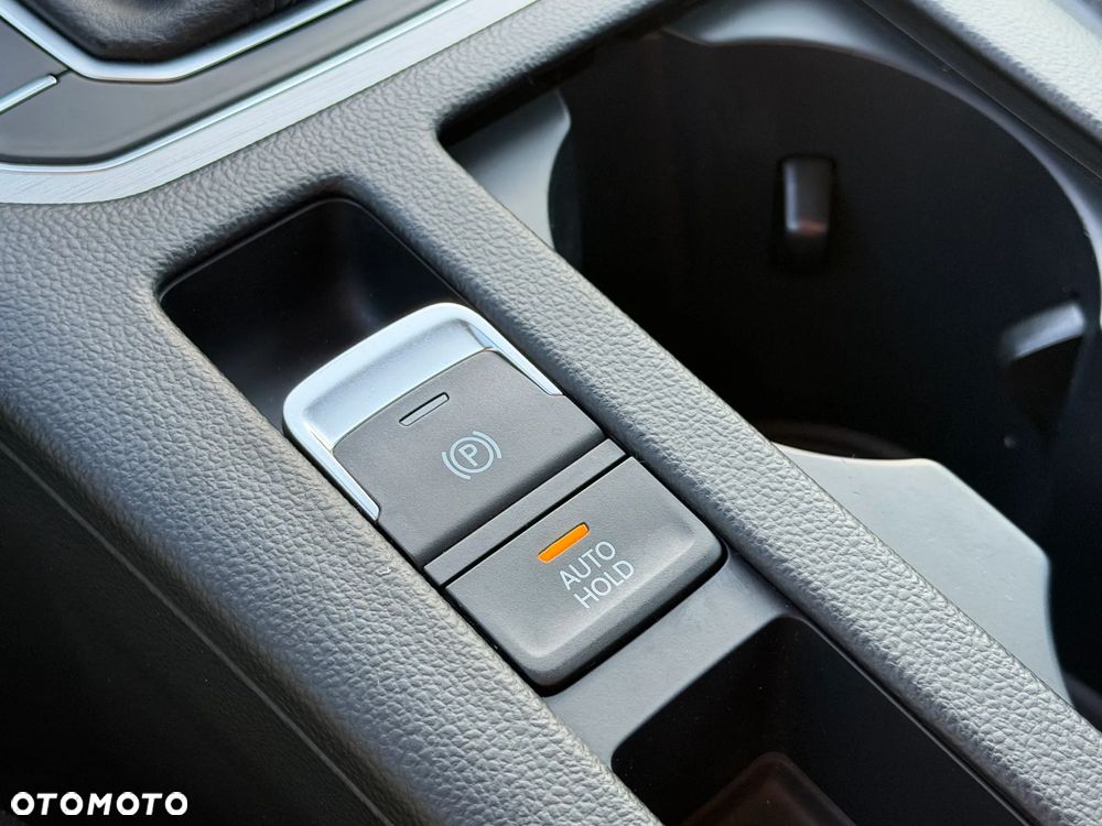 Volkswagen Passat 1.5 TSI EVO Business - 29