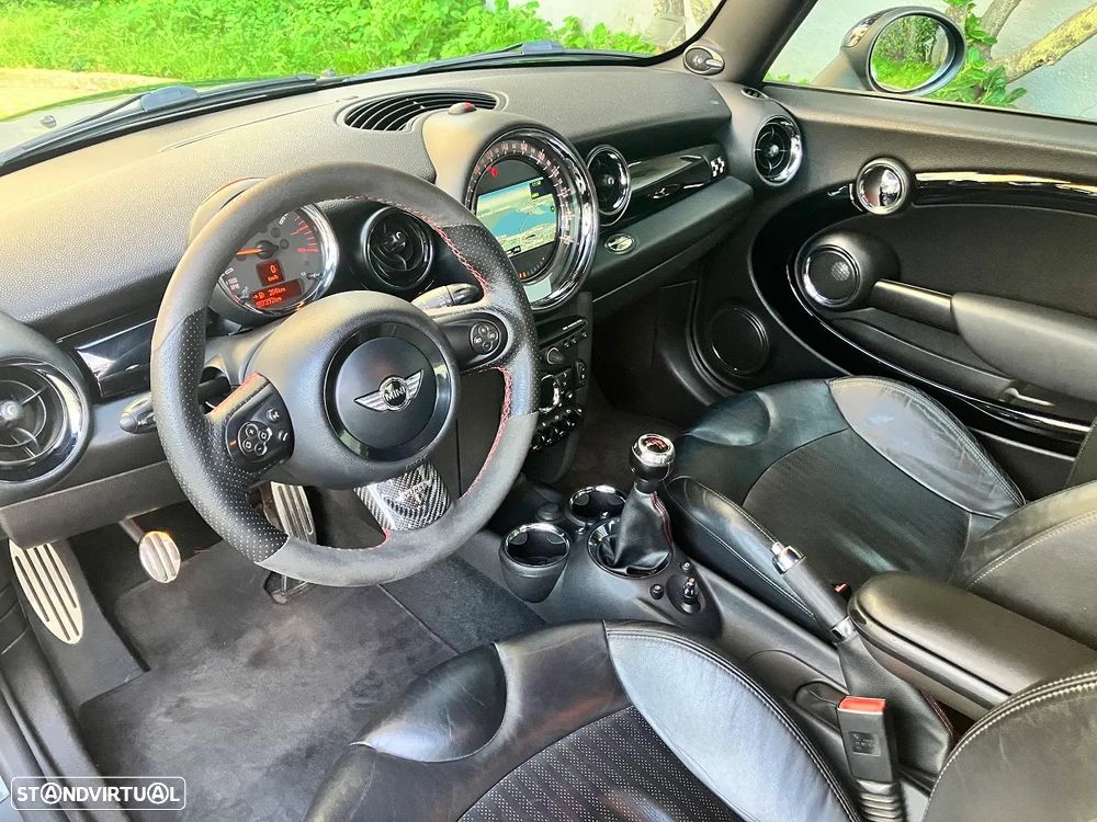 MINI 3 Portas John Cooper Works - 10
