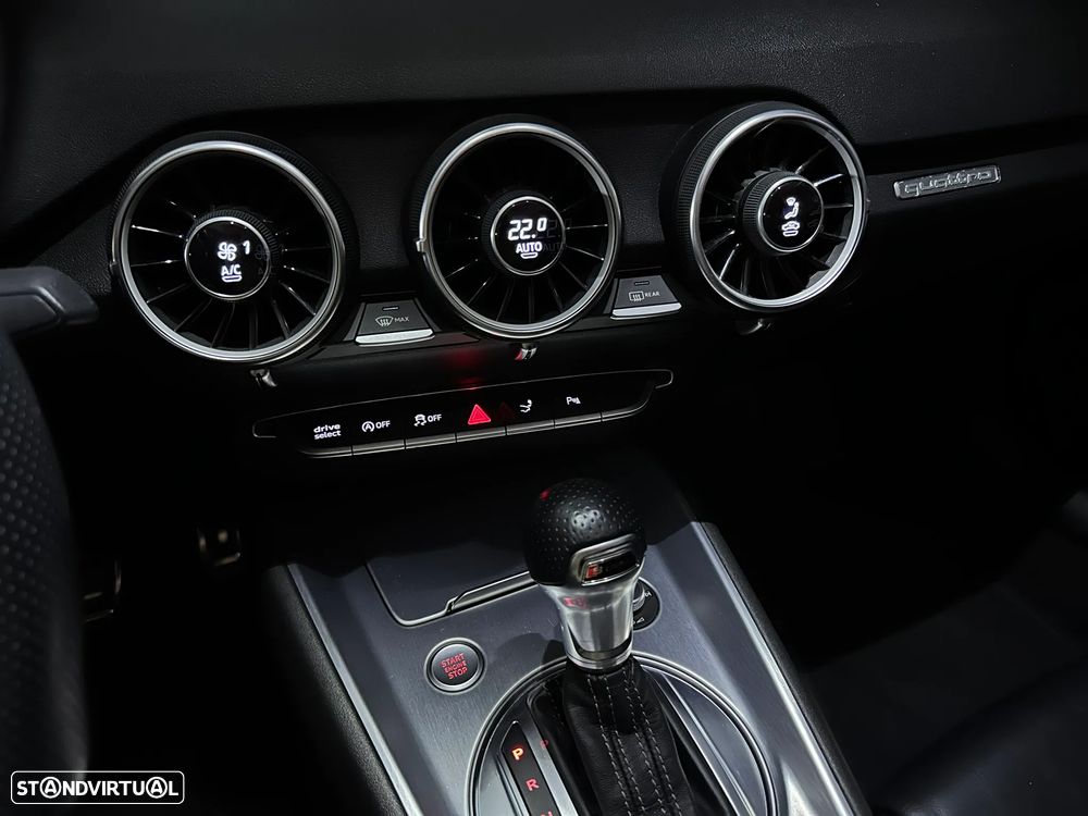 Audi TT Roadster 2.0 TFSI quattro - 11