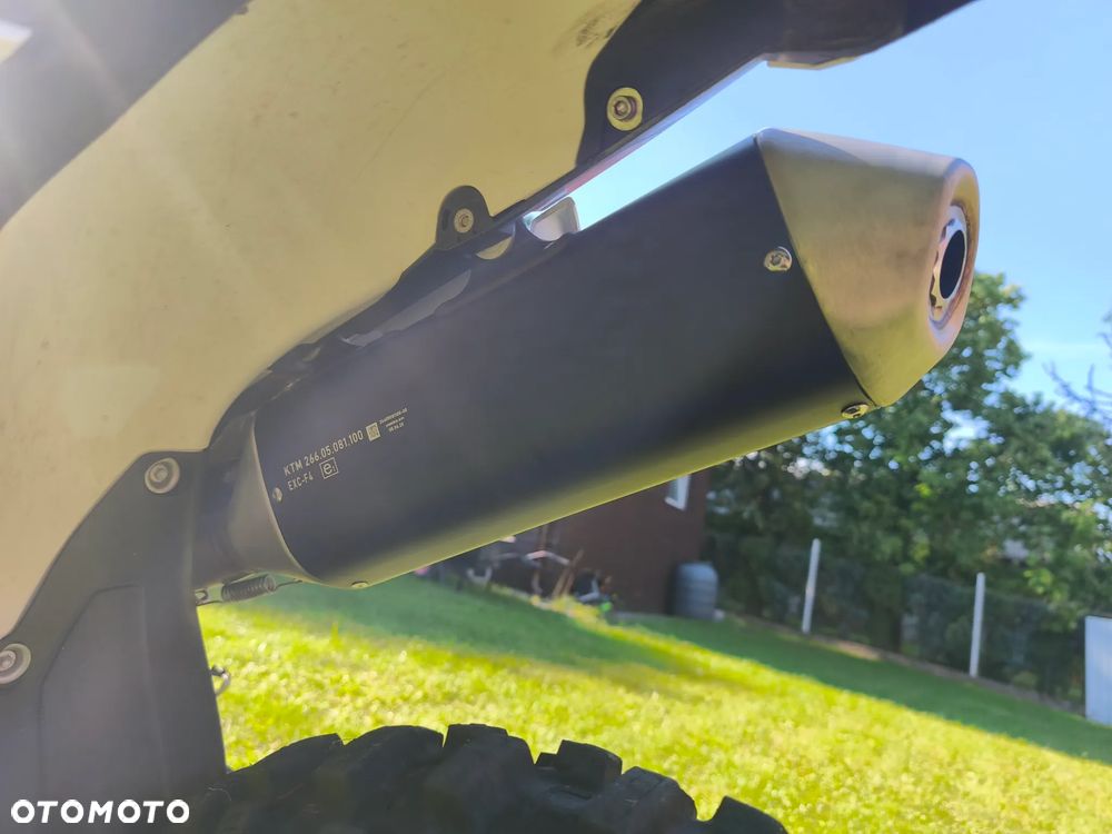 Husqvarna FE - 9