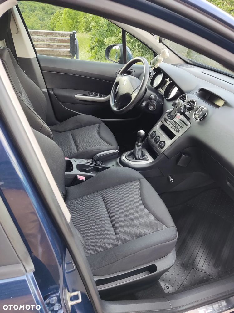 Peugeot 308 - 22