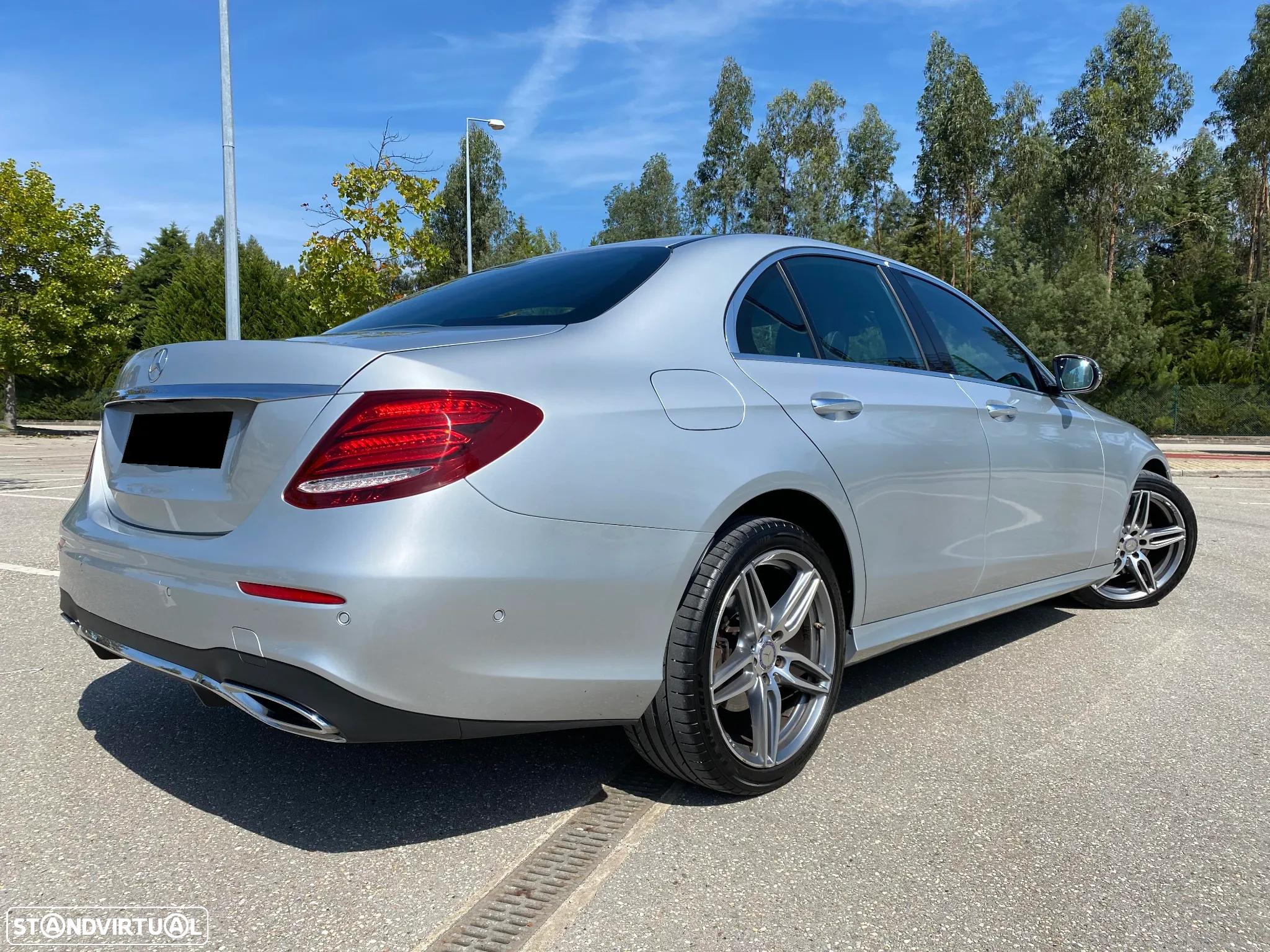 Mercedes-Benz E 220 d AMG Line - 9