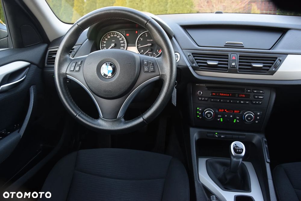 BMW X1 sDrive18i - 2