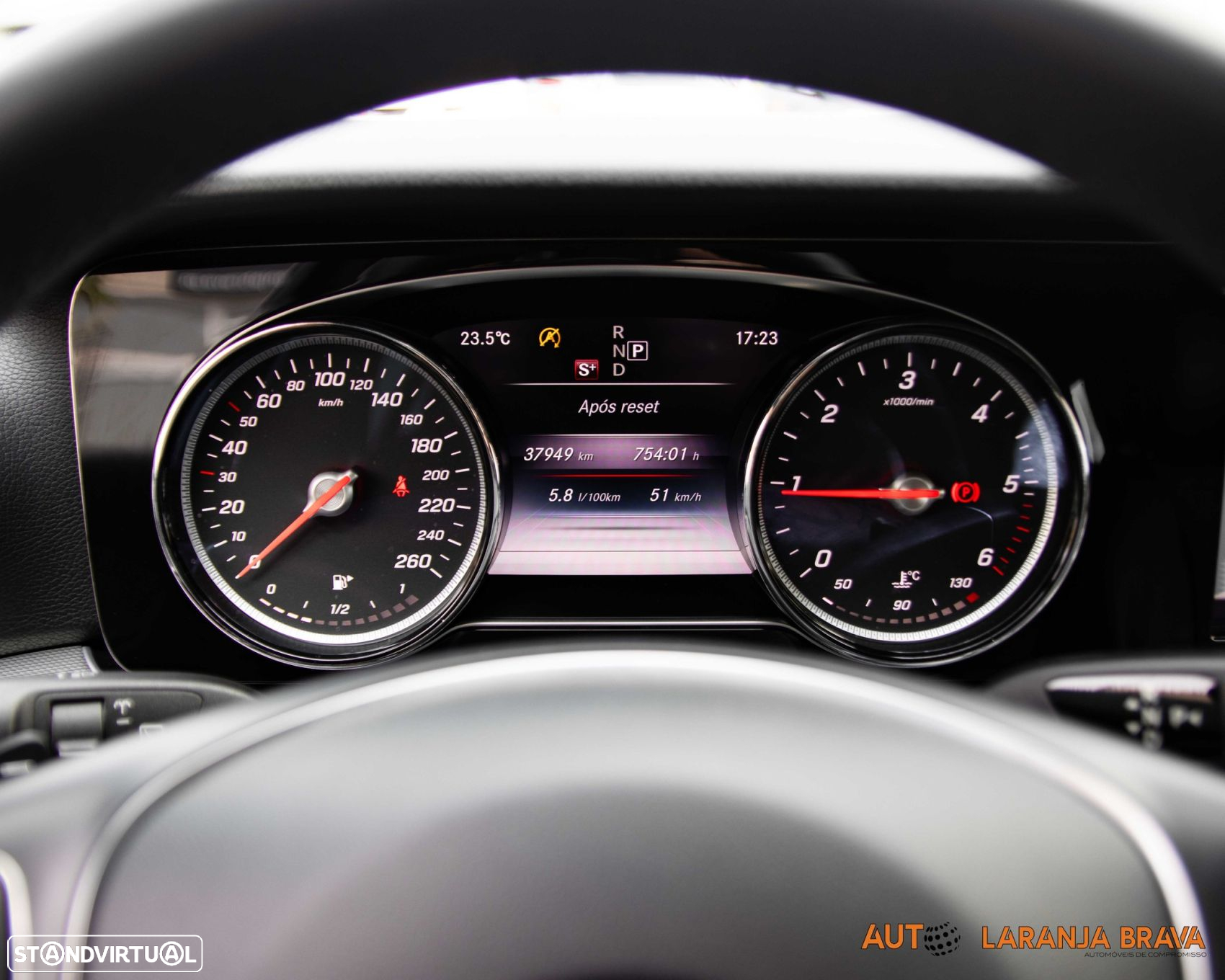 Mercedes-Benz E 220 d Avantgarde - 2