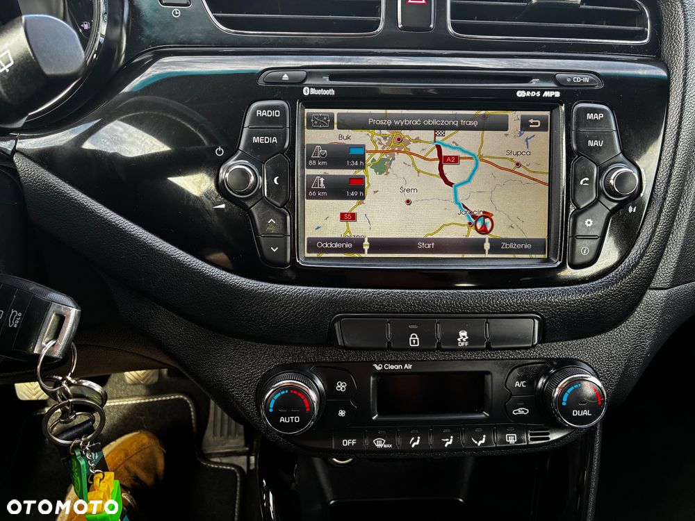 Kia Ceed - 10