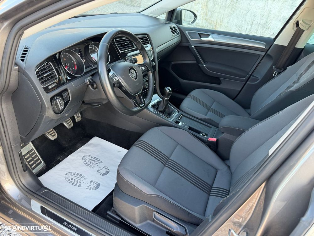 VW Golf 1.6 TDI BlueMotion Allstar - 8