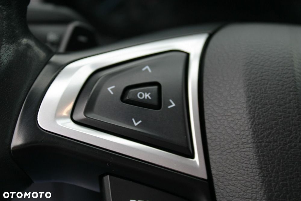 Ford S-Max - 23