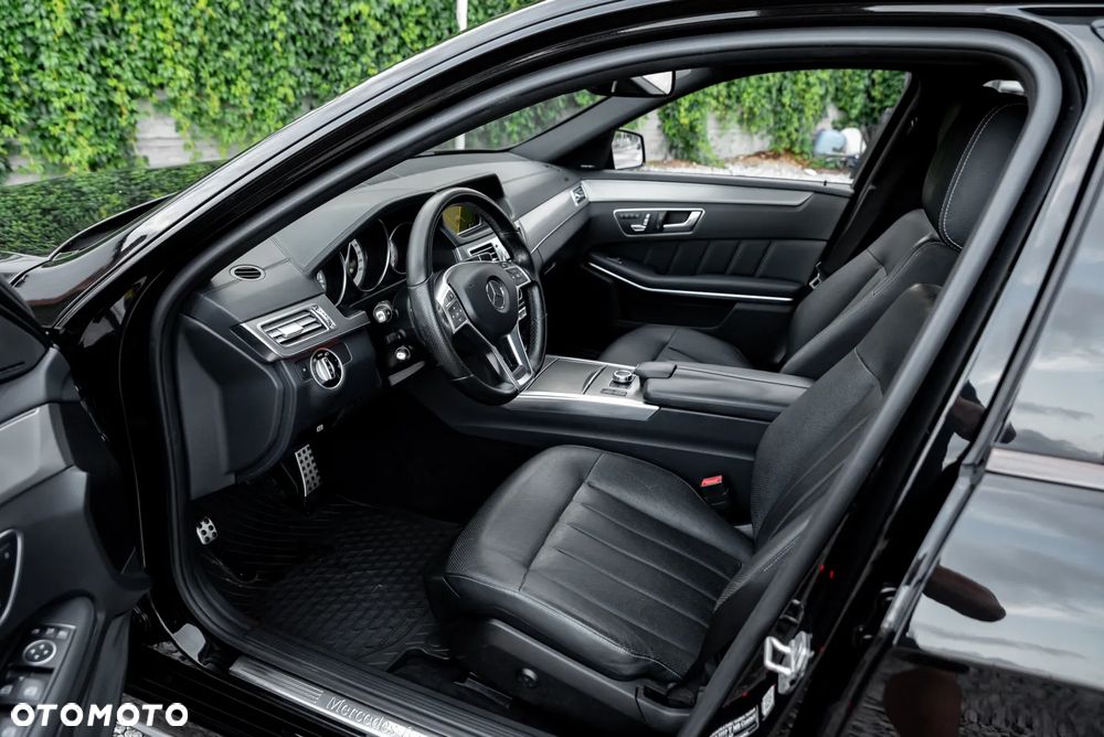 Mercedes-Benz Klasa E 400 4Matic 7G-TRONIC Avantgarde - 14