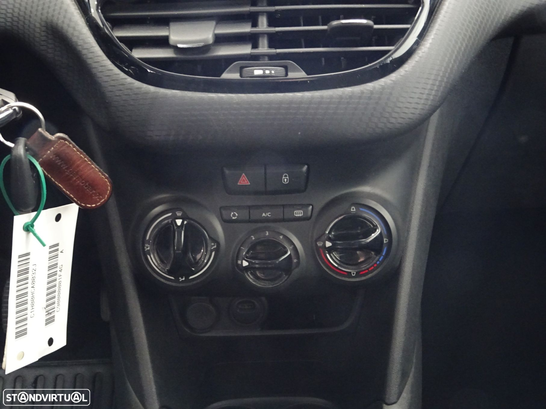 Peugeot 208 1.5 BlueHDi Signature - 9