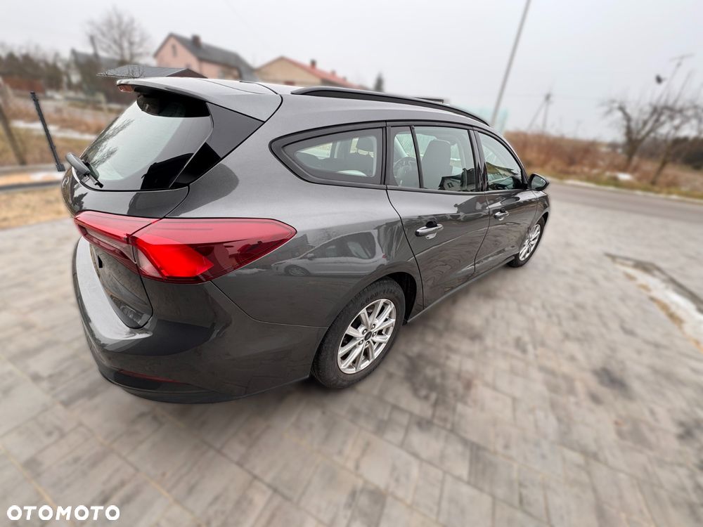 Ford Focus 1.5 EcoBlue SCR Titanium - 8