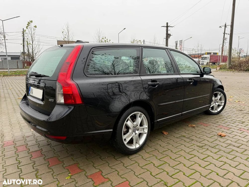 Volvo V50 - 2
