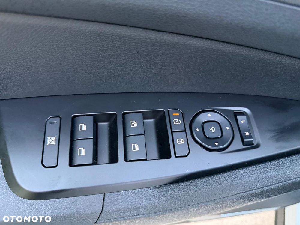 Kia Sportage - 11