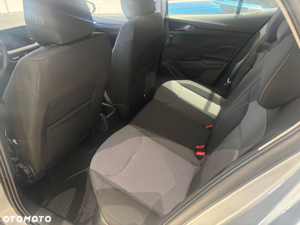 Skoda Fabia 1.0 TSI Drive - 8