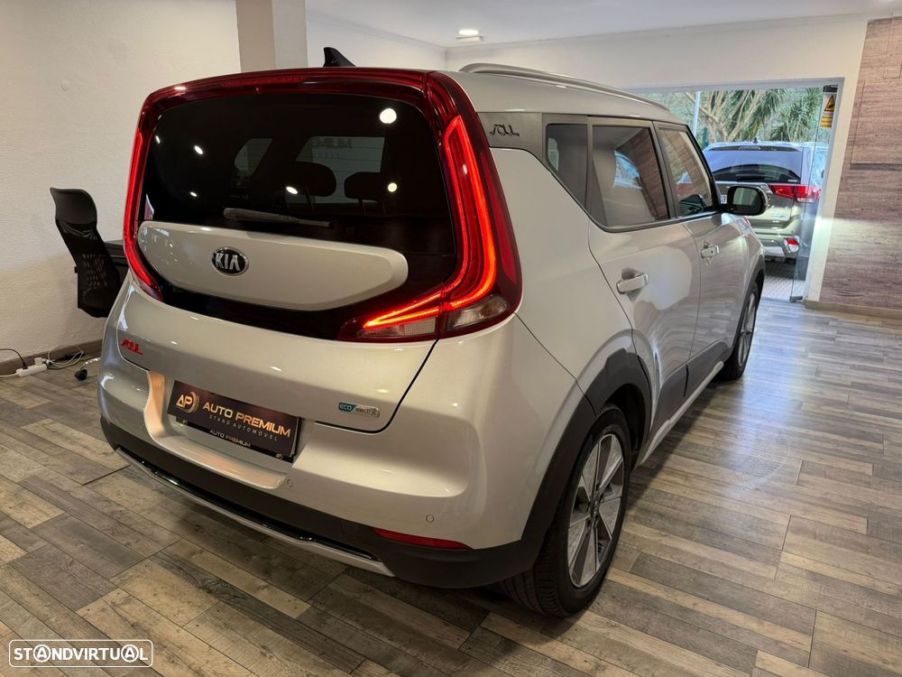 Kia e-Soul 64kWh - 5